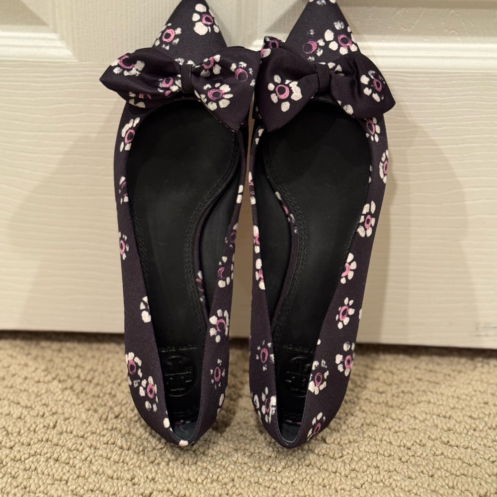 Tory Burch Black Floral Bow Flats